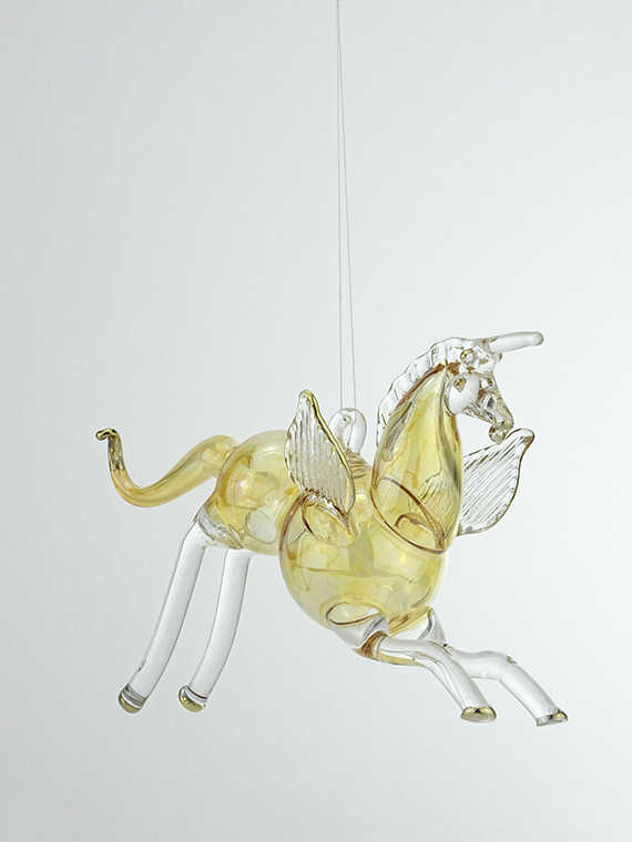 Geflügeltes Einhorn / Pegasus / Alicorn 14 cm goldgelb amber