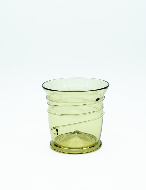 Kleiner Fadenglasbecher mit glattem Faden 7cm